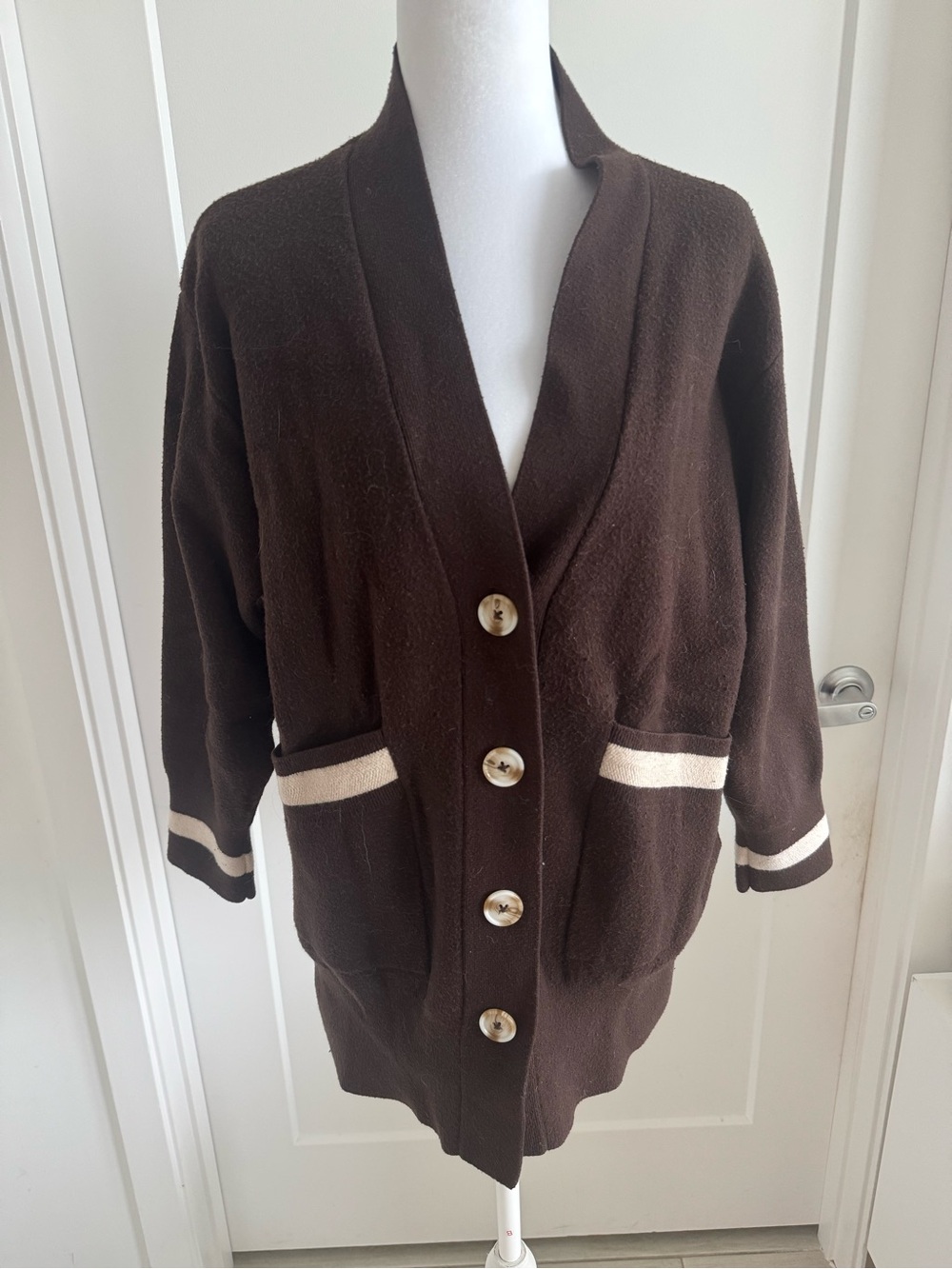 Varley Women’s Dark Brown Button-Front Cardigan with Cream Trim